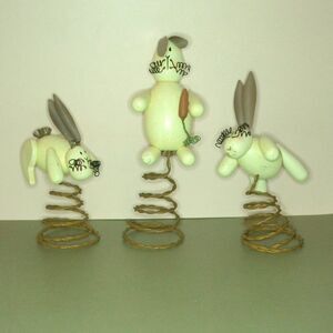 3 Bunnies On Coiled Springs Bouncing Motion Easter Decor Primative Look